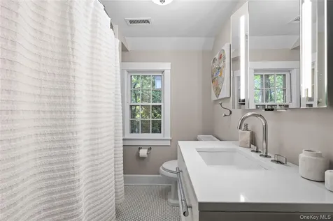 131 Douglas Road Chappaqua NY 10514