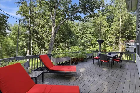 131 Douglas Road Chappaqua NY 10514