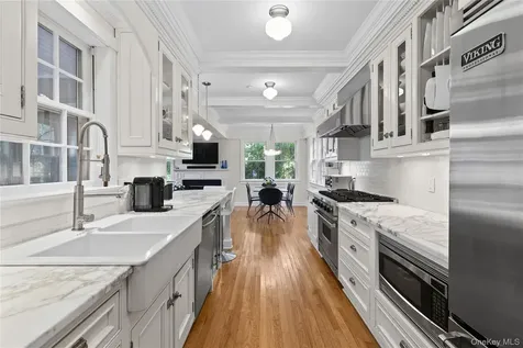 131 Douglas Road Chappaqua NY 10514
