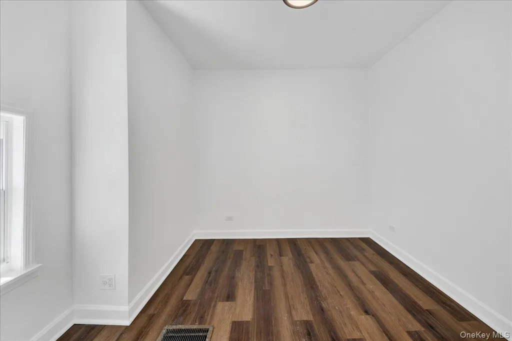 35 S Terrace Avenue Mount Vernon NY 10550