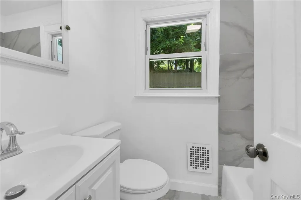 35 S Terrace Avenue Mount Vernon NY 10550