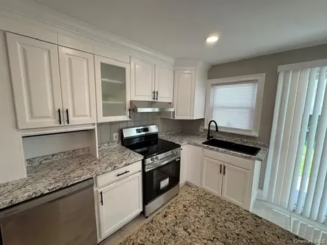 277 Jackson Avenue Syosset NY 11791