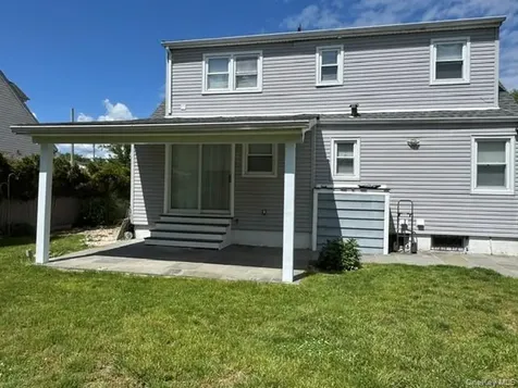 277 Jackson Avenue Syosset NY 11791