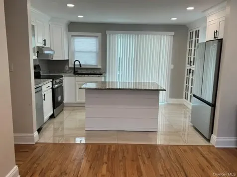 277 Jackson Avenue Syosset NY 11791