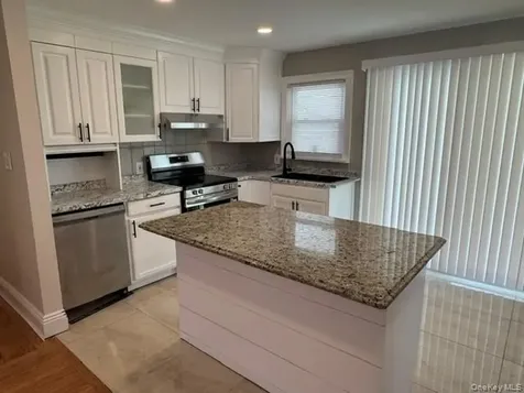277 Jackson Avenue Syosset NY 11791