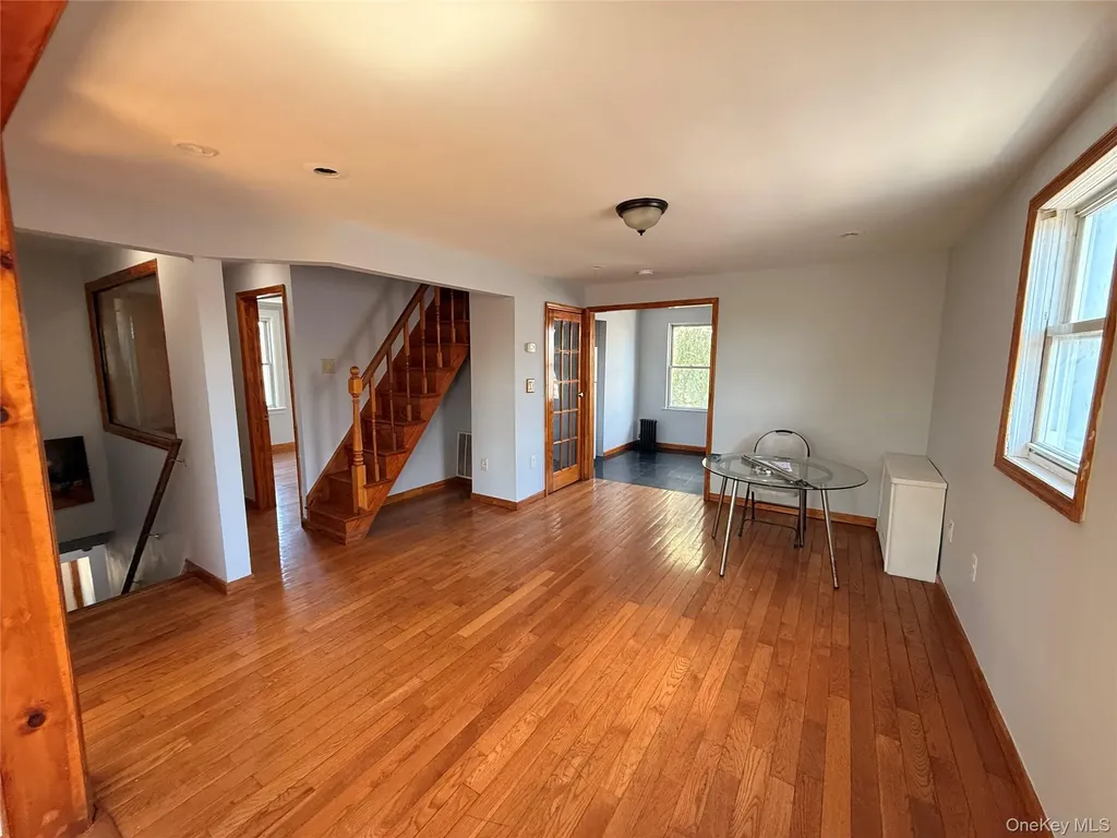 21734 Hempstead Avenue Queens Village NY 11429