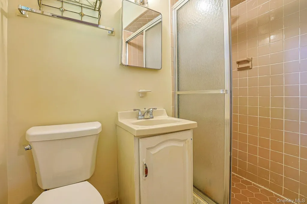 635 Gilbert Avenue Pearl River NY 10965