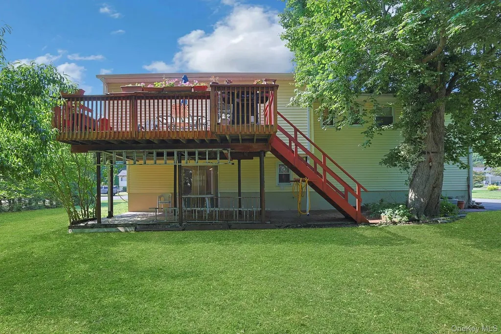 635 Gilbert Avenue Pearl River NY 10965