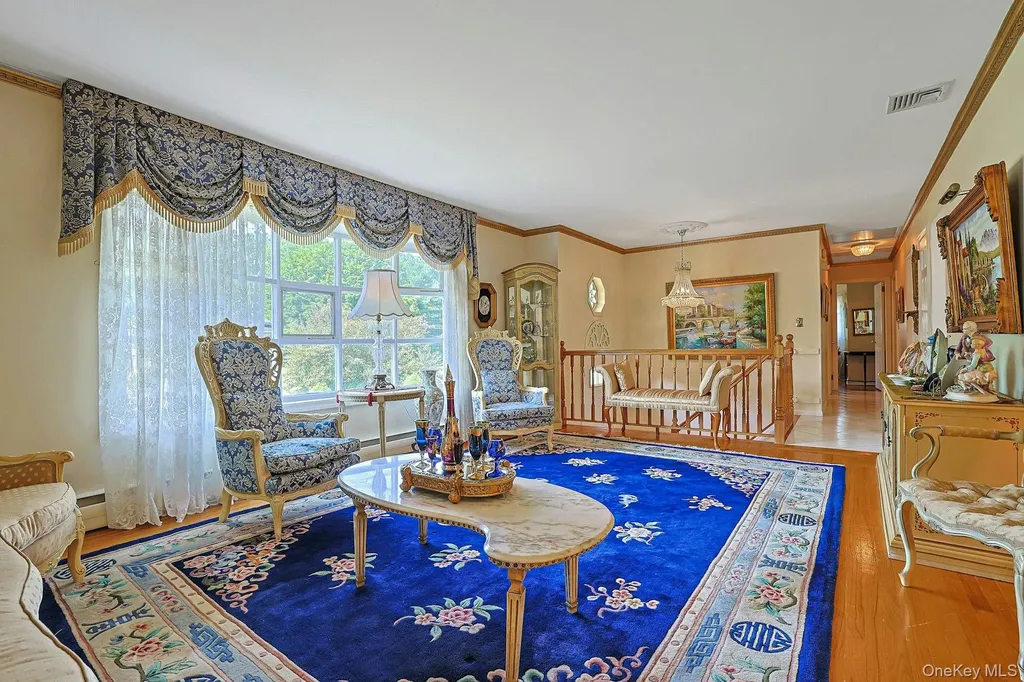 635 Gilbert Avenue Pearl River NY 10965