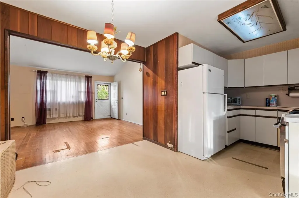 1680 Pine Acres Boulevard Bay Shore NY 11706