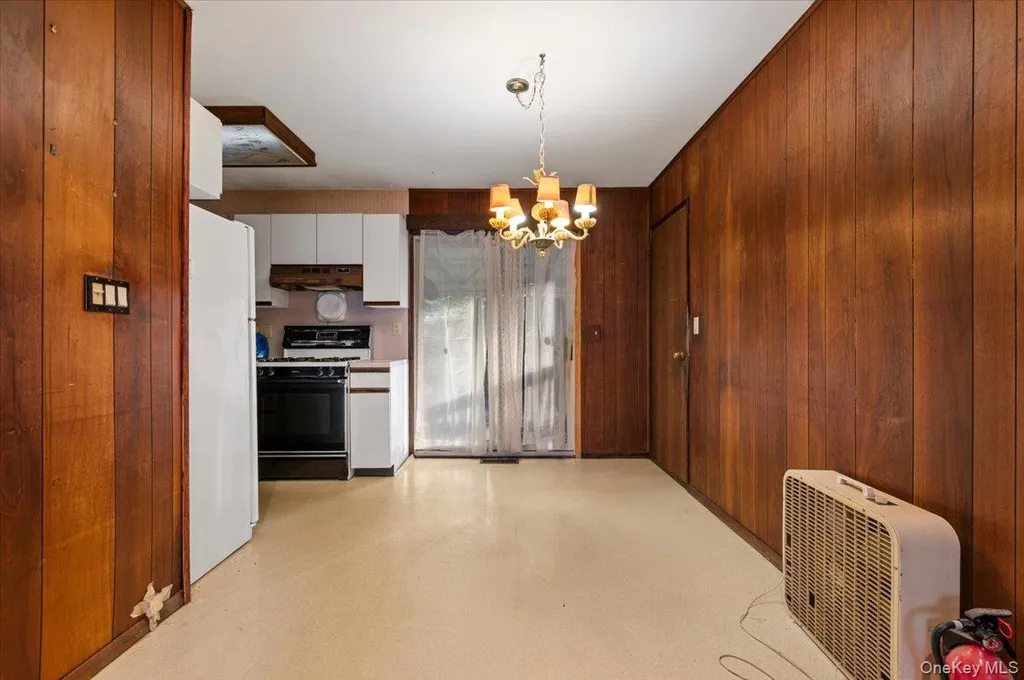 1680 Pine Acres Boulevard Bay Shore NY 11706