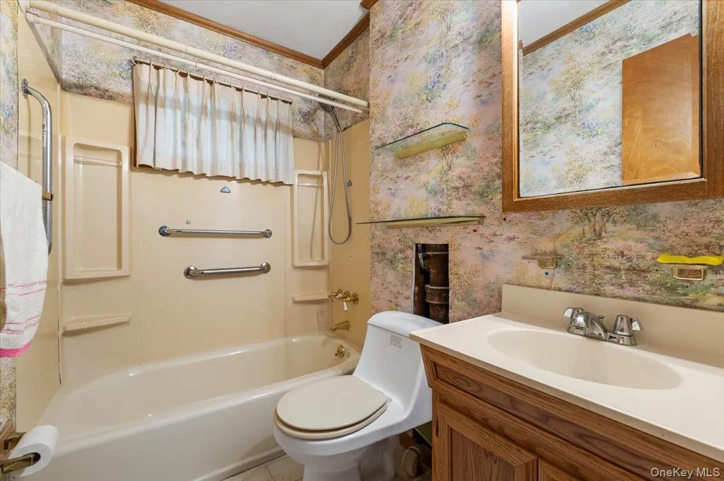1680 Pine Acres Boulevard Bay Shore NY 11706