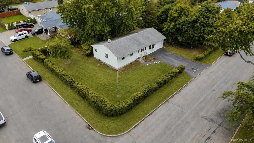 1680 Pine Acres Boulevard Bay Shore NY 11706