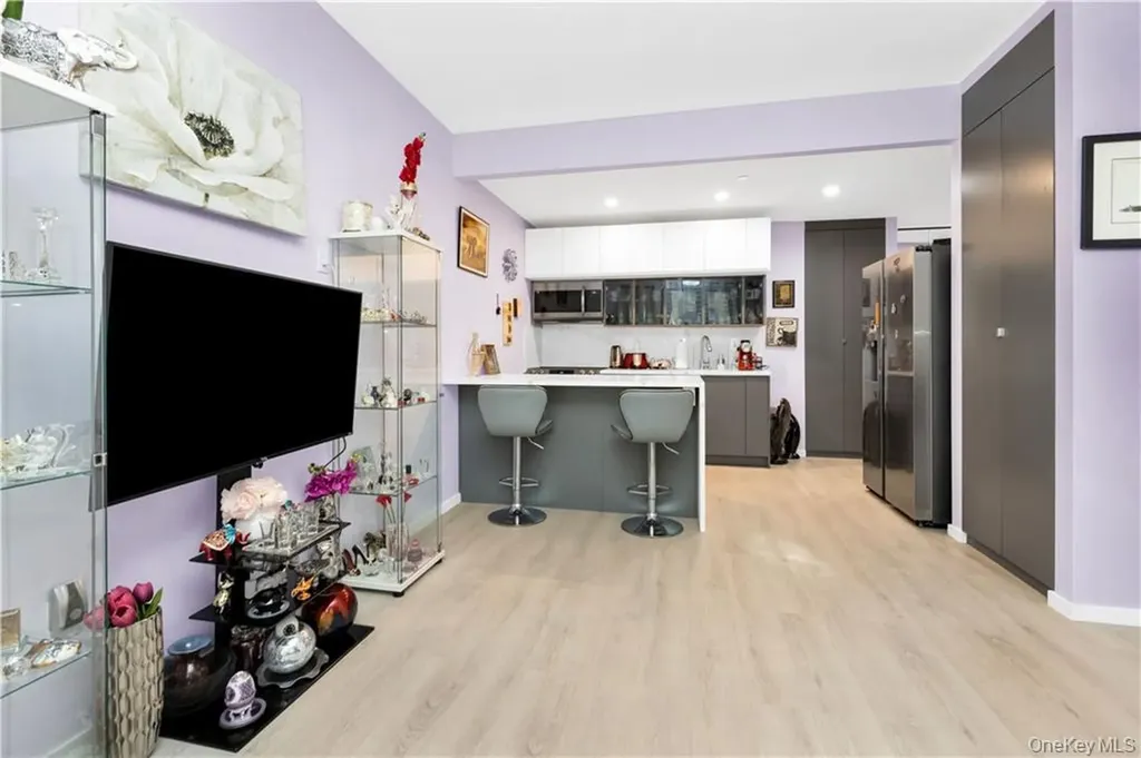 15 W End Avenue Brooklyn NY 11235