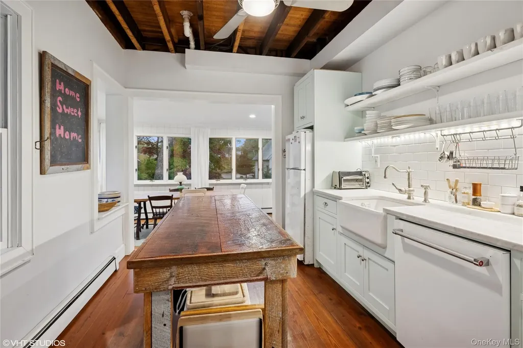 3725 Wickham Avenue Mattituck NY 11952