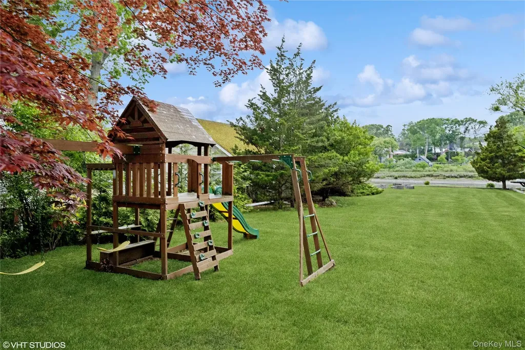 3725 Wickham Avenue Mattituck NY 11952