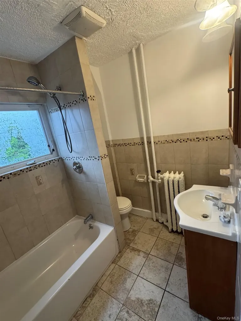 525 E 5th Street Mount Vernon NY 10553