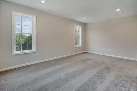991 Freedom Road Pleasant Valley NY 12569