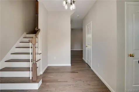 991 Freedom Road Pleasant Valley NY 12569