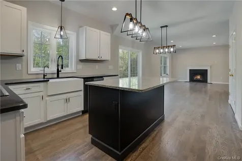 991 Freedom Road Pleasant Valley NY 12569