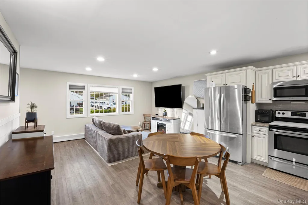 30 Elm Street Massapequa NY 11758