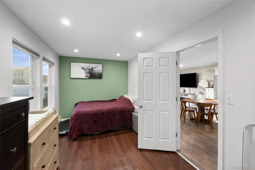 30 Elm Street Massapequa NY 11758