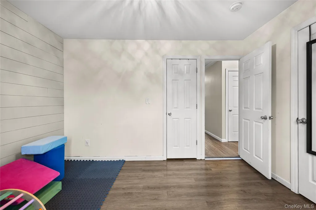 30 Elm Street Massapequa NY 11758