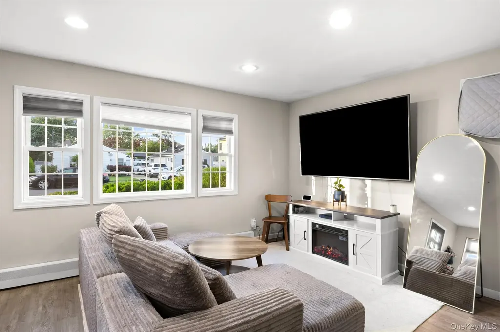 30 Elm Street Massapequa NY 11758