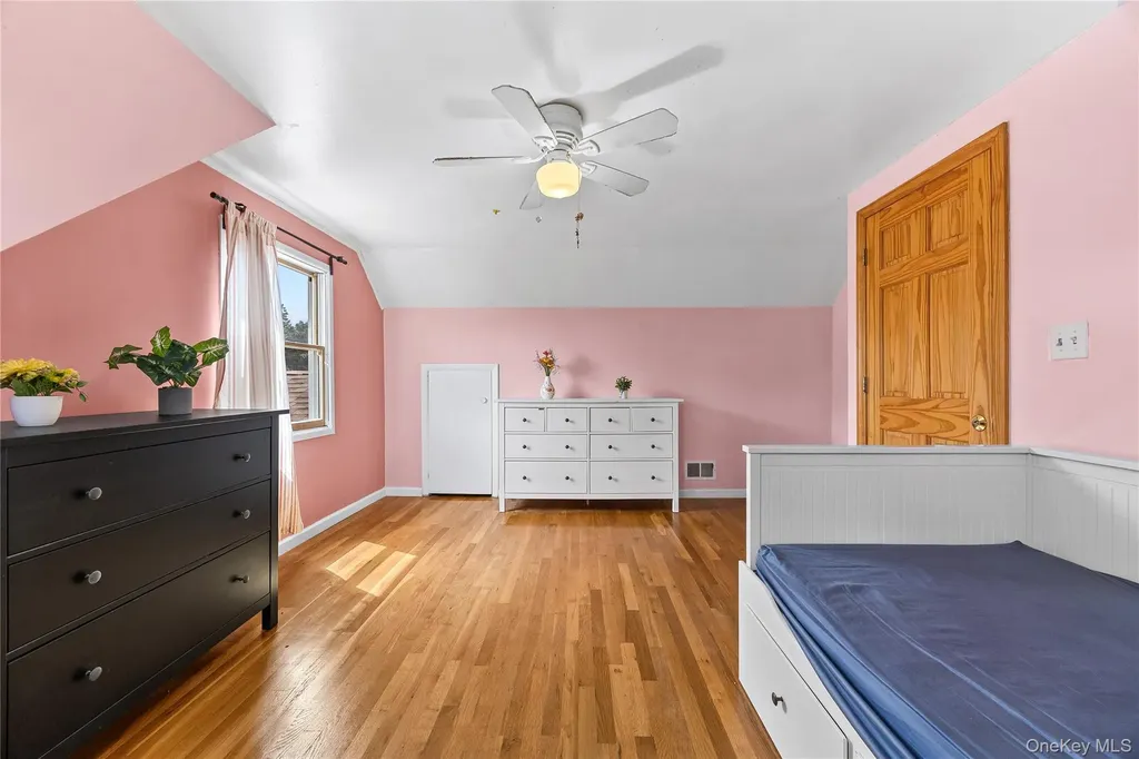 110 Briarcliff Road Westbury NY 11590