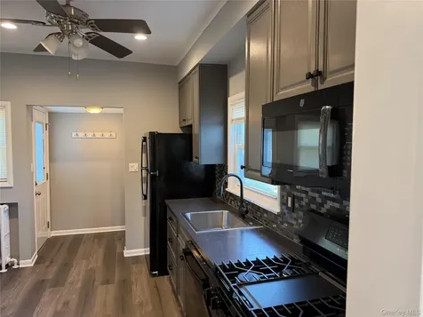 671 Main Street Farmingdale NY 11735
