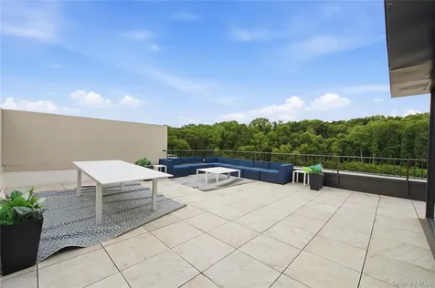 100 Garvies Point Road Glen Cove NY 11542