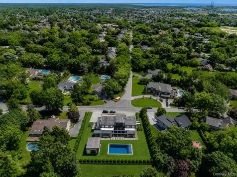 1322 Everit Place Hewlett Harbor NY 11557