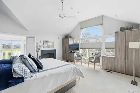 59 Farm Field Road Bridgehampton NY 11932