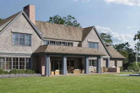 39 Topping Field Court Bridgehampton NY 11932