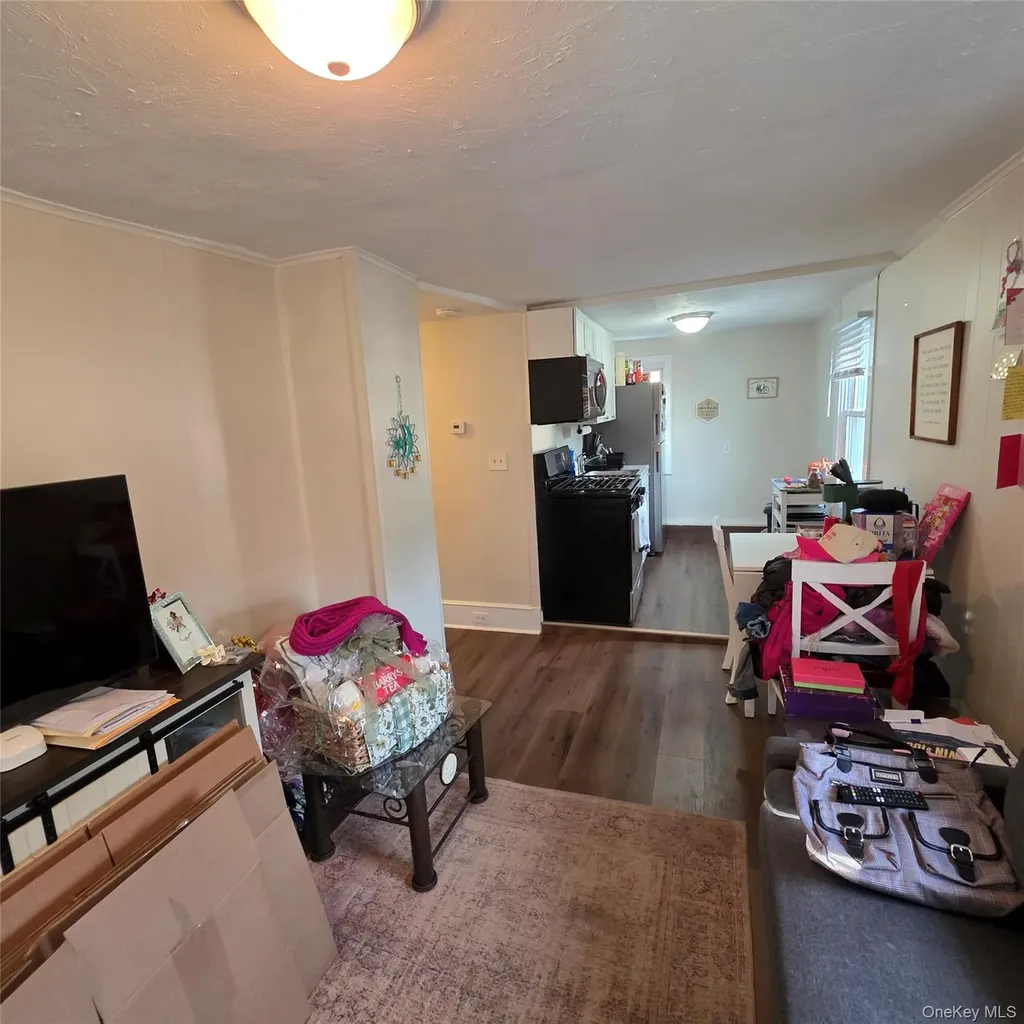 11 Franklin Avenue Pearl River NY 10965