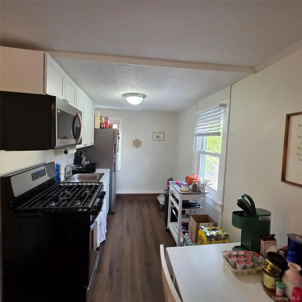11 Franklin Avenue Pearl River NY 10965
