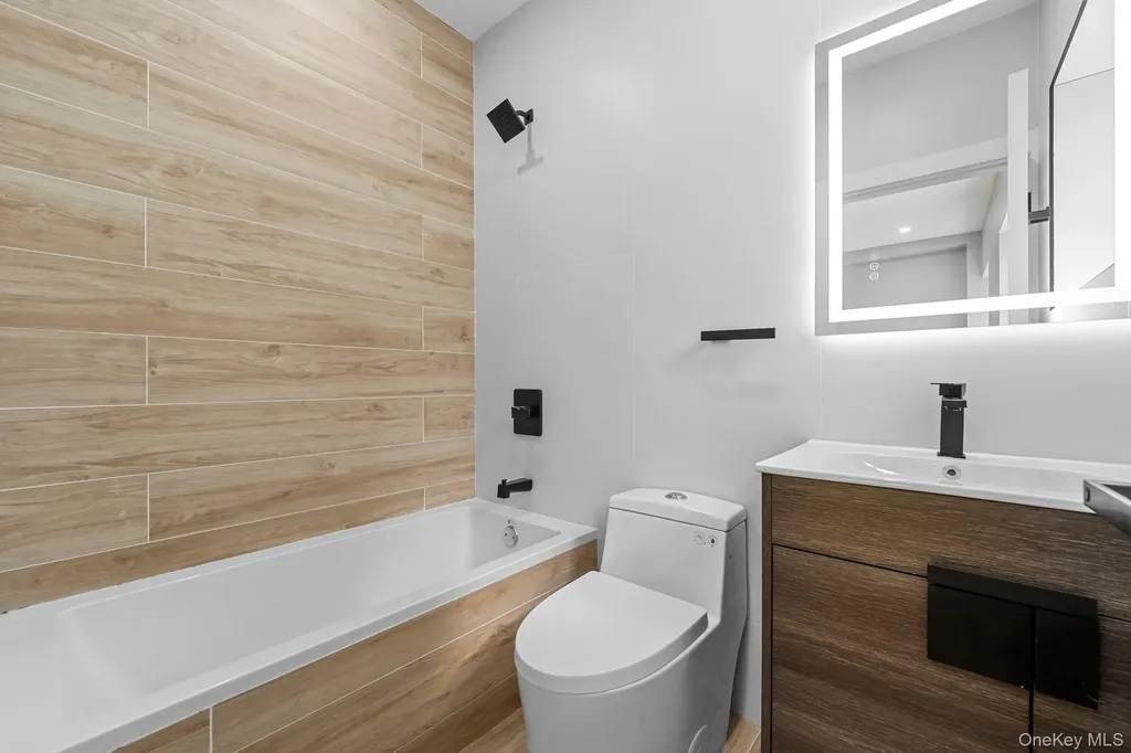468 Herzl Street Brooklyn NY 11212