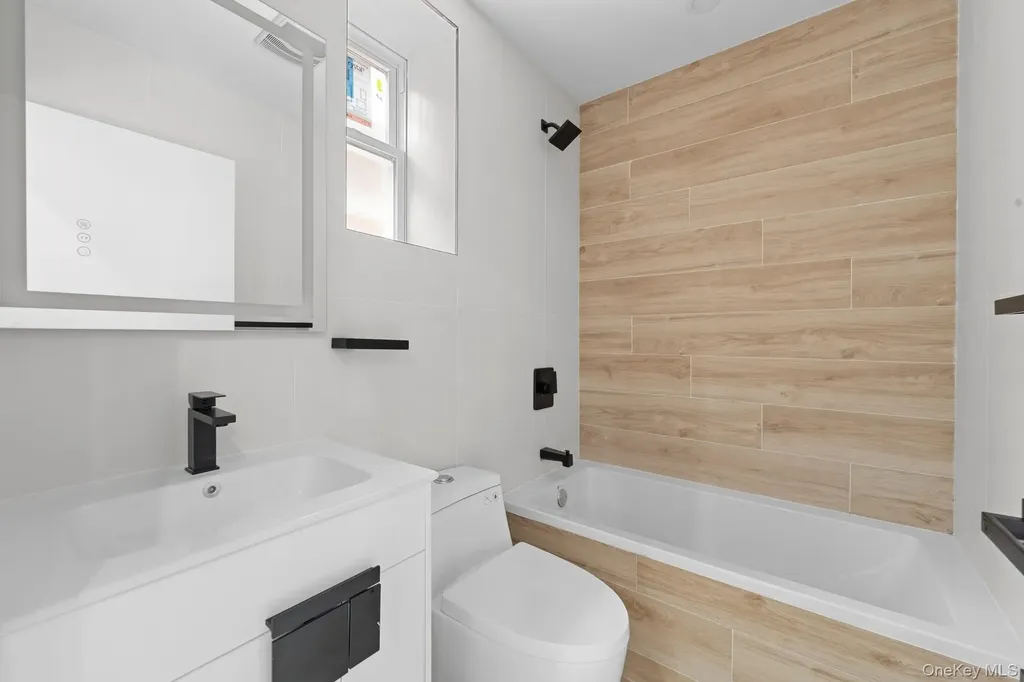 468 Herzl Street Brooklyn NY 11212