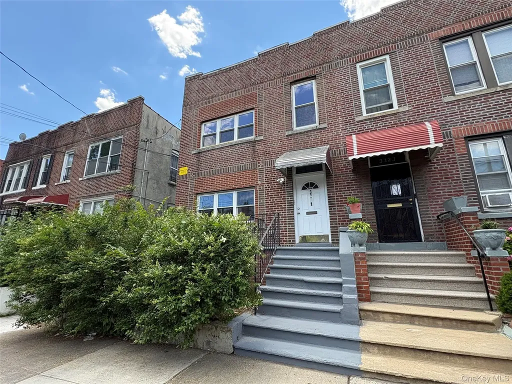 3321 Fish Avenue Bronx NY 10469