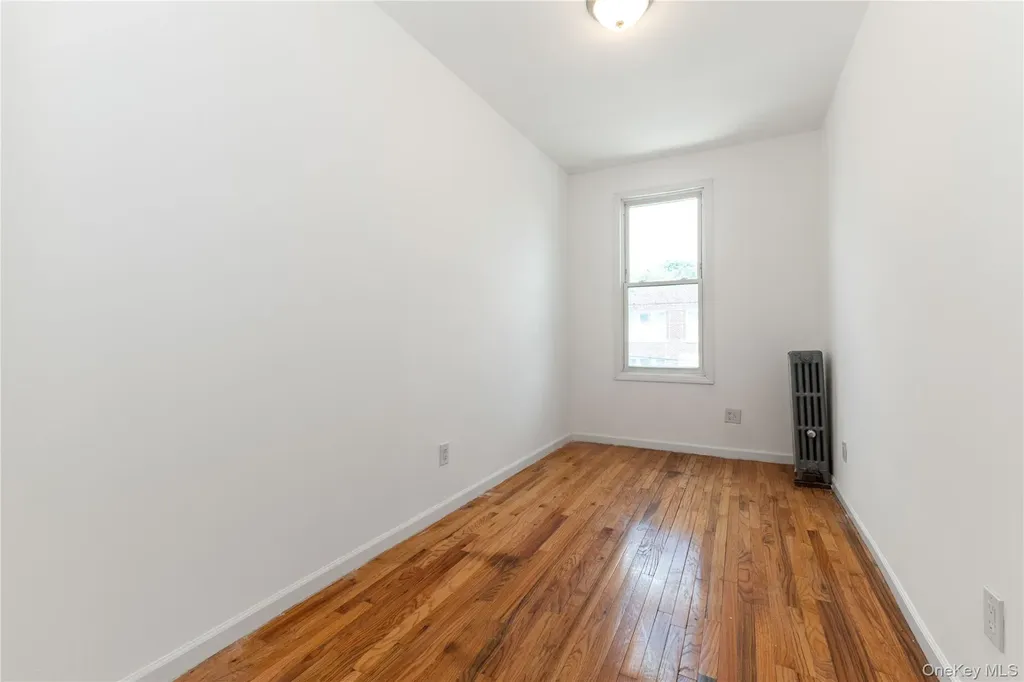3321 Fish Avenue Bronx NY 10469