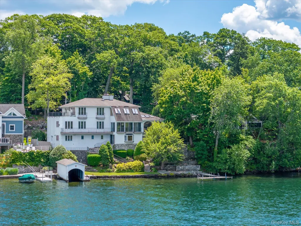 41 Tamarack Road Mahopac NY 10541