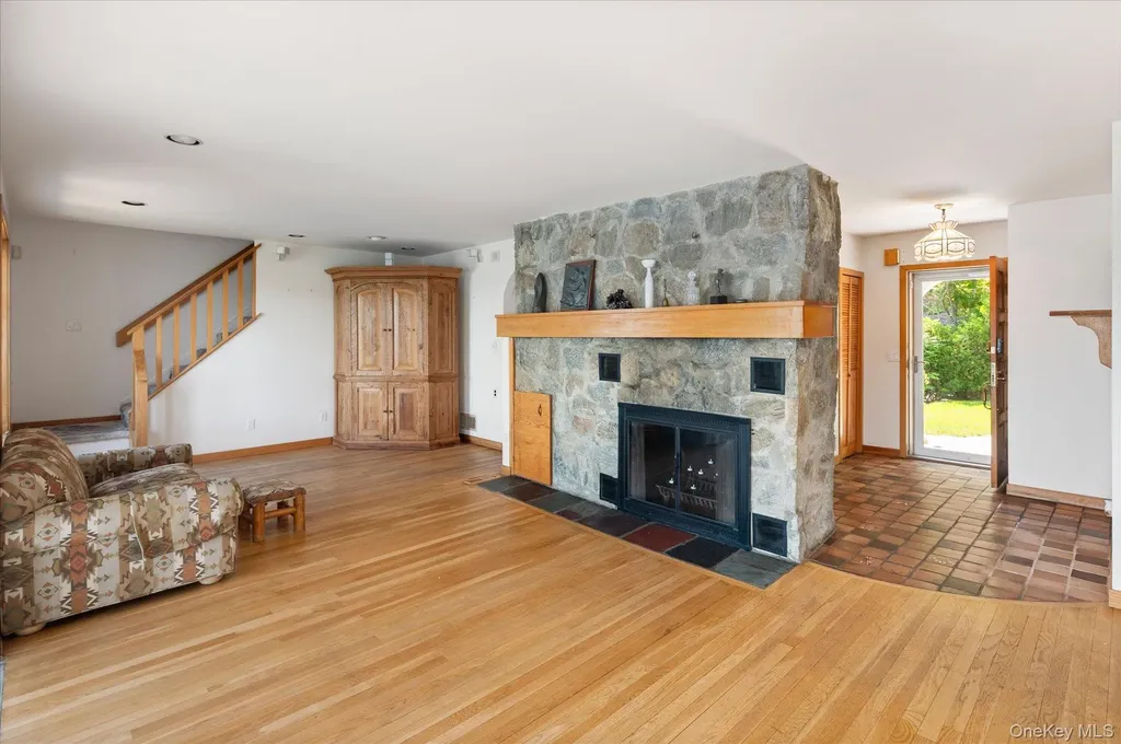 41 Tamarack Road Mahopac NY 10541
