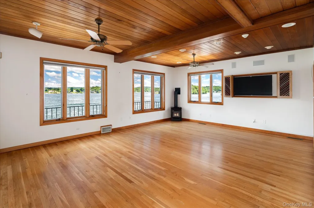 41 Tamarack Road Mahopac NY 10541