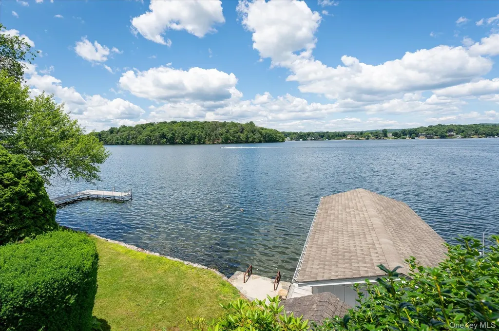 41 Tamarack Road Mahopac NY 10541