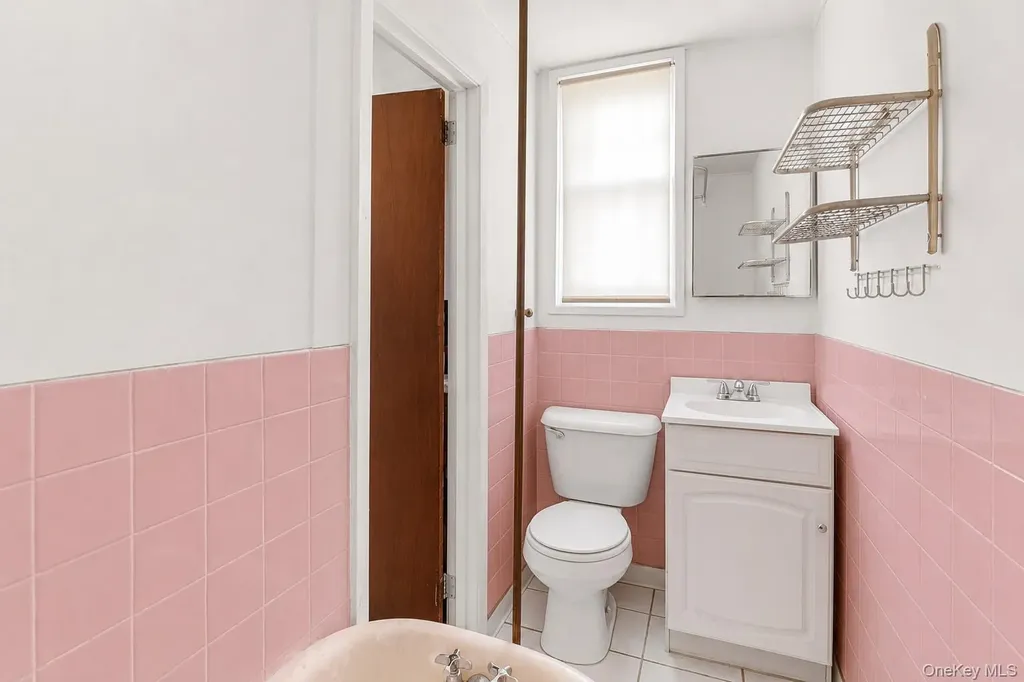 464 S 2nd Avenue Mount Vernon NY 10550