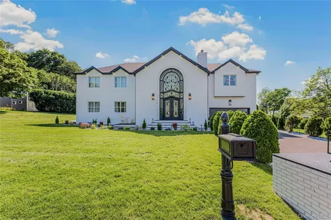 3 Fairview Lane Glen Cove NY 11542