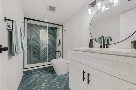 3 Fairview Lane Glen Cove NY 11542
