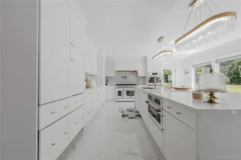 3 Fairview Lane Glen Cove NY 11542