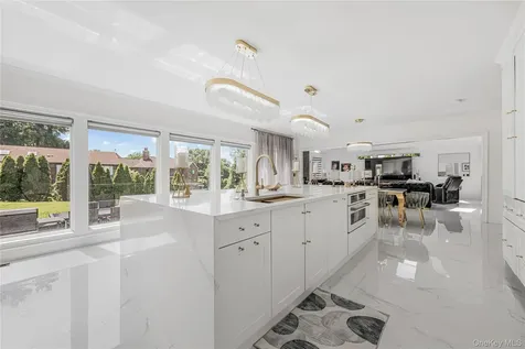 3 Fairview Lane Glen Cove NY 11542