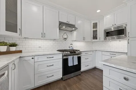 107 Sidney Street Oyster Bay NY 11771
